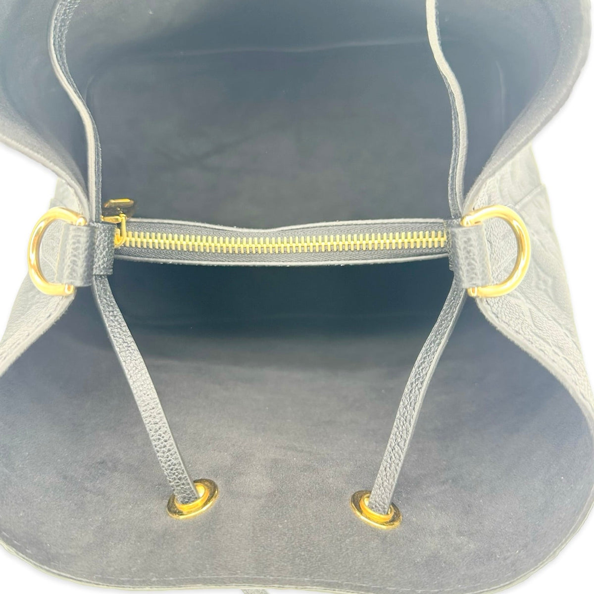 Louis Vuitton Monogram Empreinte NeoNoe MM