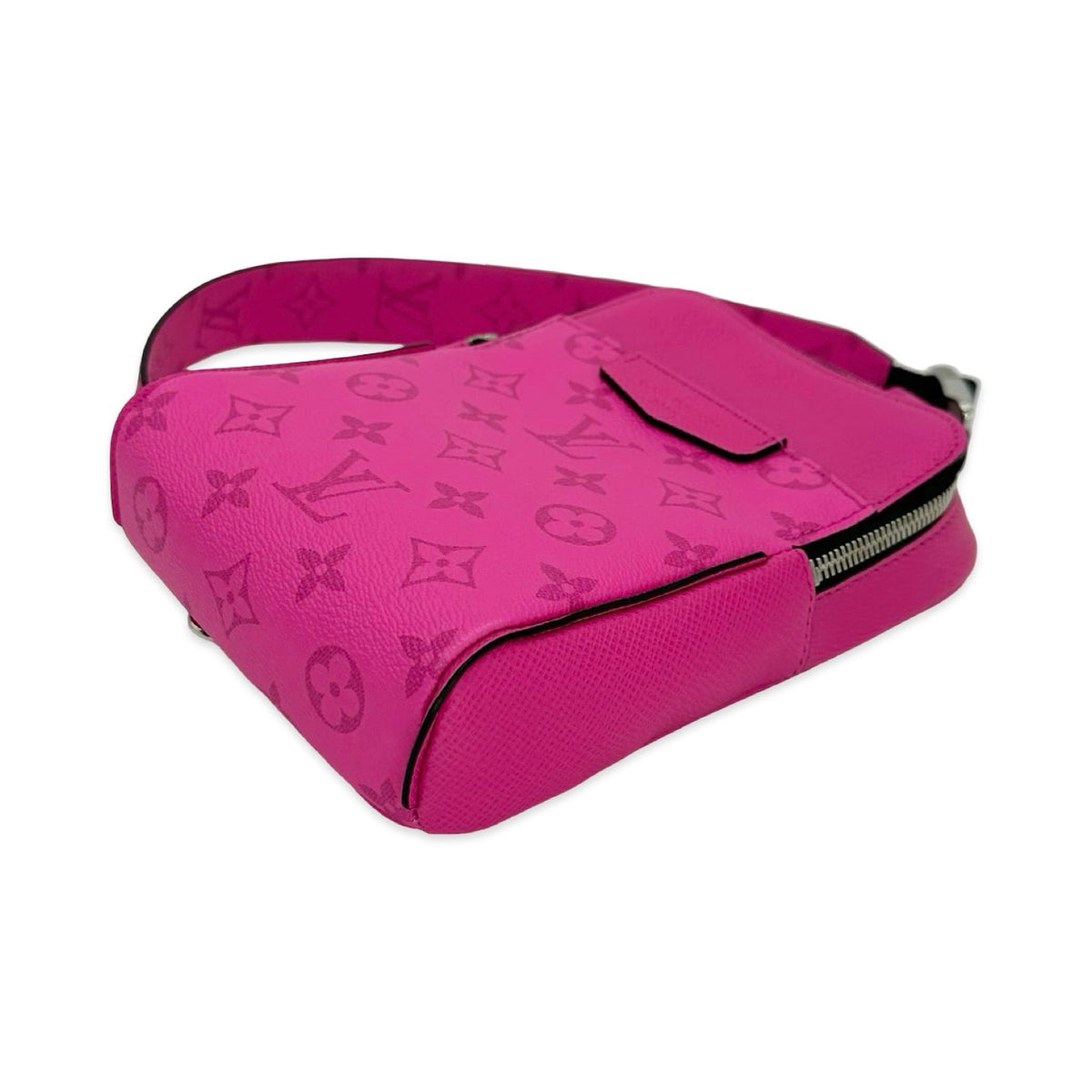 Louis Vuitton Taigarama Outdoor Sling Bag