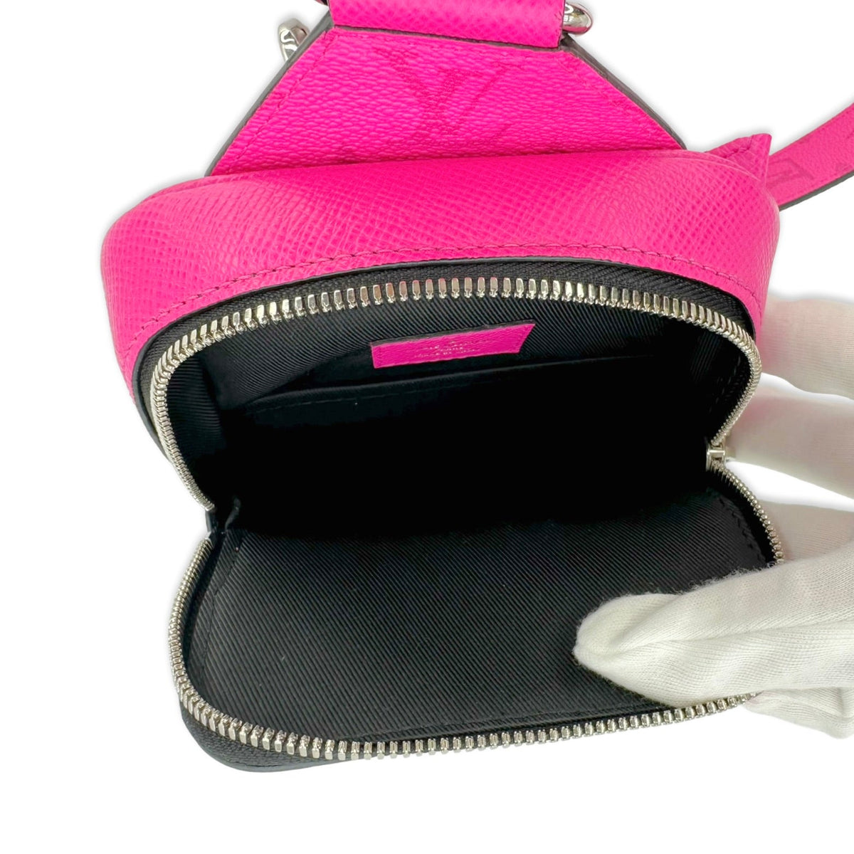 Louis Vuitton Taigarama Outdoor Sling Bag