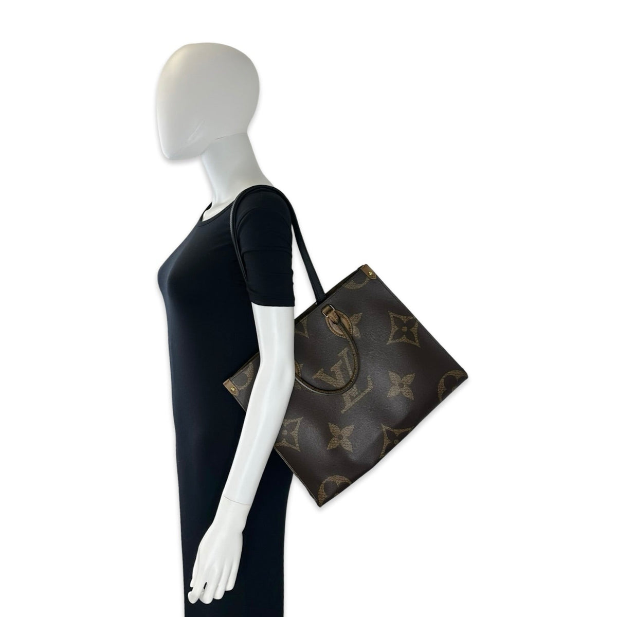 Louis Vuitton Monogram Onthego MM